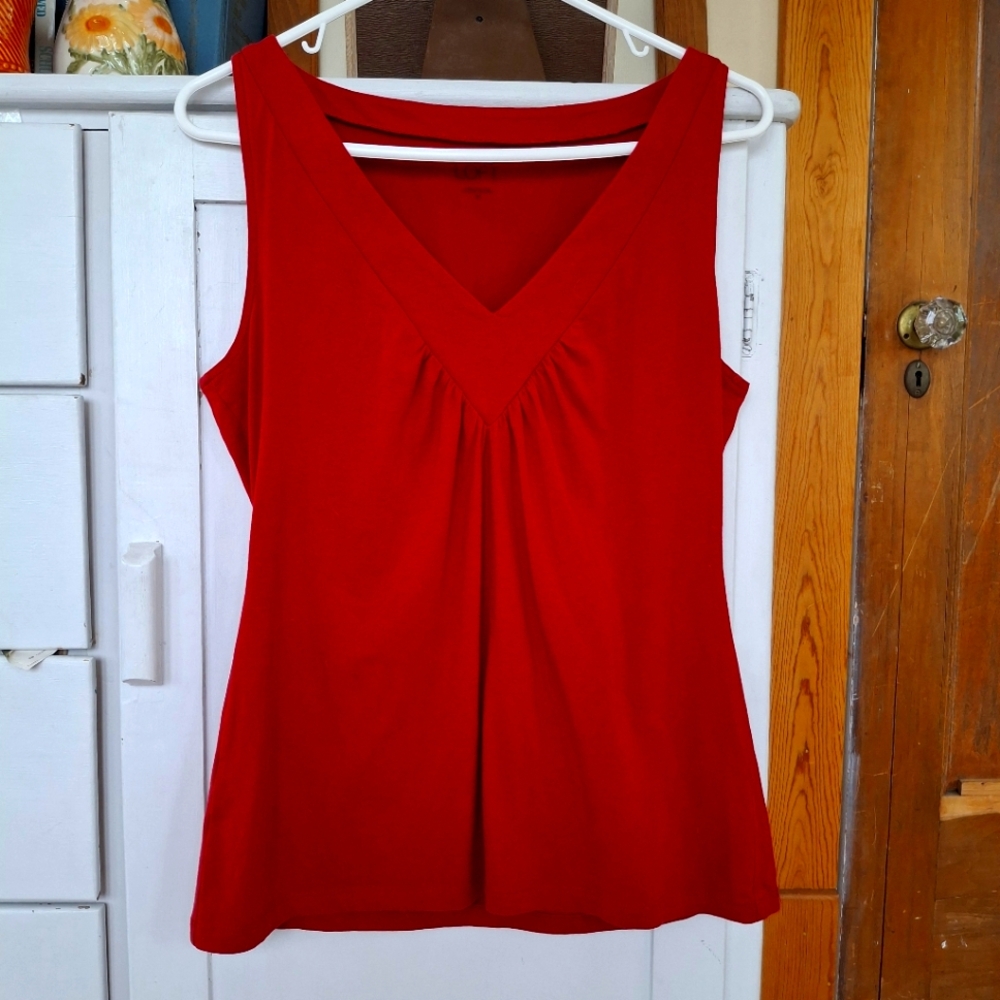 LOFT Red Asymmetrical Sleeveless Tank Top